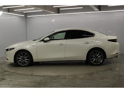 Mazda MAZDA3 Fastback