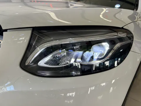 Mercedes-Benz Mercedes-Benz GLC