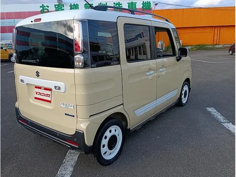 Suzuki Spacia Gear