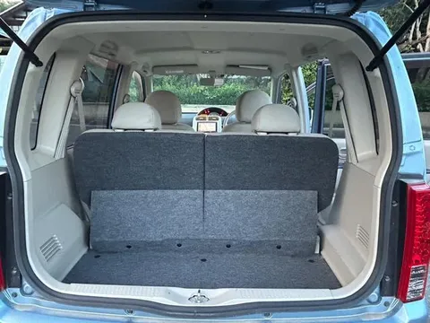 Nissan Otti