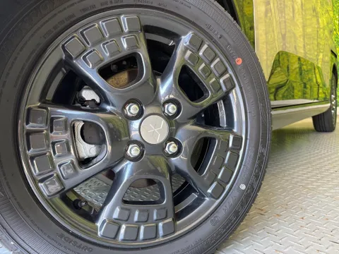 Mitsubishi Delica Mini