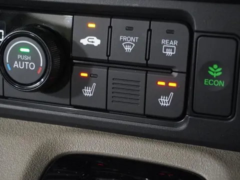 Honda N-BOX Joy