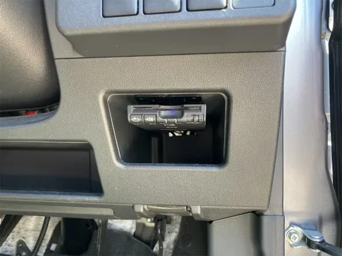 Toyota Pixis Mega