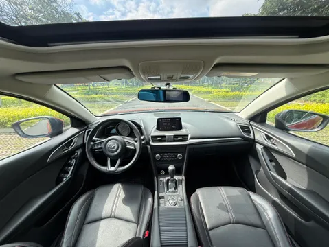 Mazda Mazda 3