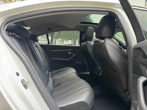Peugeot 508L