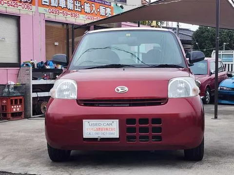 Daihatsu Esse