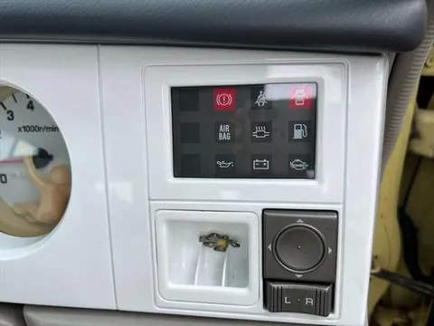 Nissan Rasheen