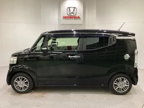 Honda N-BOX Slash