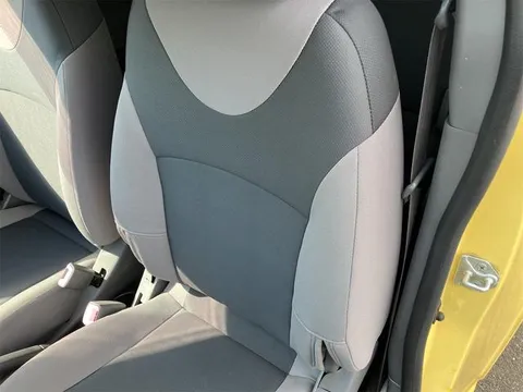 Subaru R1