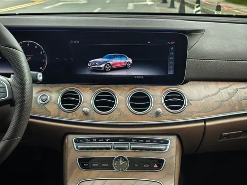 Mercedes-Benz E-Class