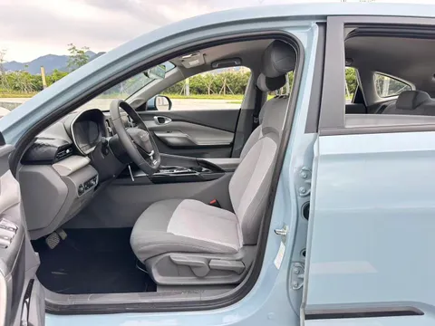Baojun RC-5