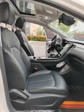 Roewe i6
