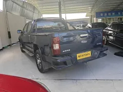 Isuzu Taga