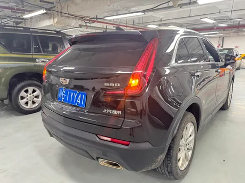 Cadillac XT4