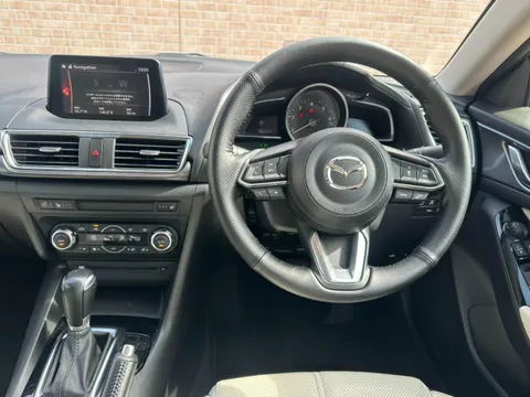 Mazda Axela Sport
