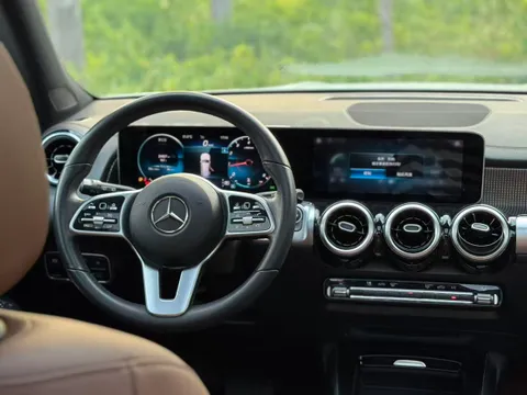 Mercedes-Benz GLB-Class
