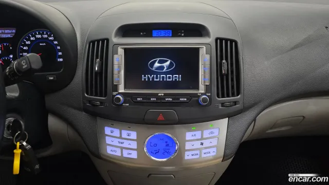 Hyundai Elantra (Avante)