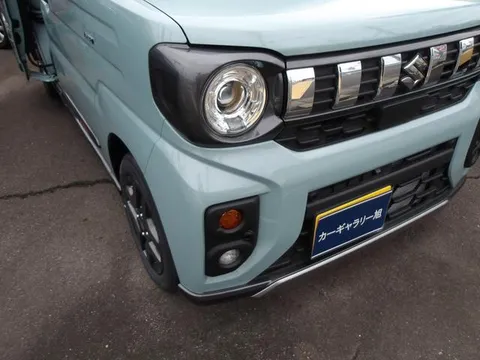 Suzuki Spacia Gear