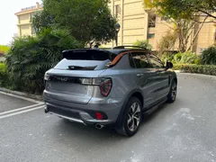 Lynk & Co 01