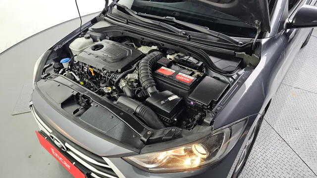 Hyundai Elantra (Avante)