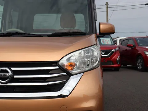 Nissan Dayz Roox
