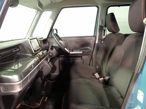 Suzuki Spacia Gear