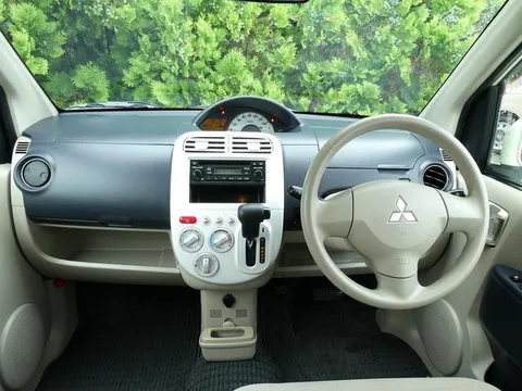 Mitsubishi eK Wagon