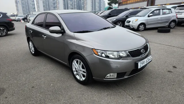 Kia Cerato (Forte)