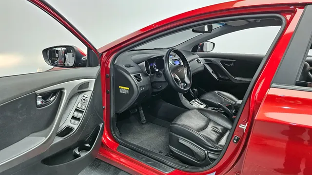 Hyundai Elantra (Avante)