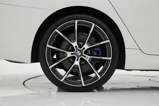 BMW BMW