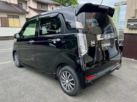 Honda N-WGN Custom