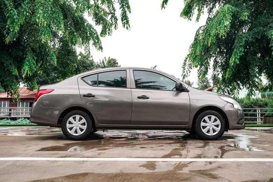 Nissan Sunny