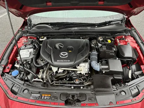 Mazda MAZDA3 Fastback