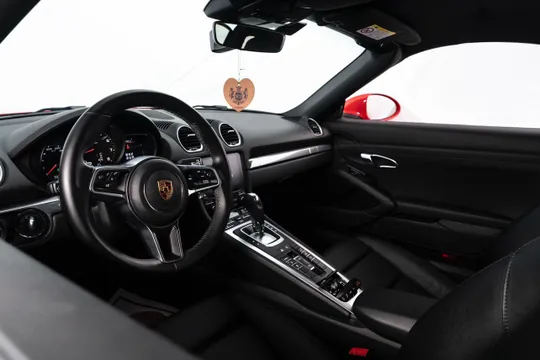 Porsche 718
