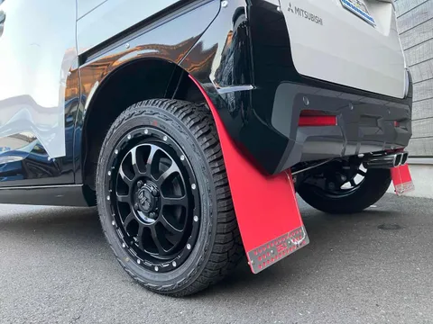 Mitsubishi Delica Mini
