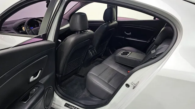 Renault SM3