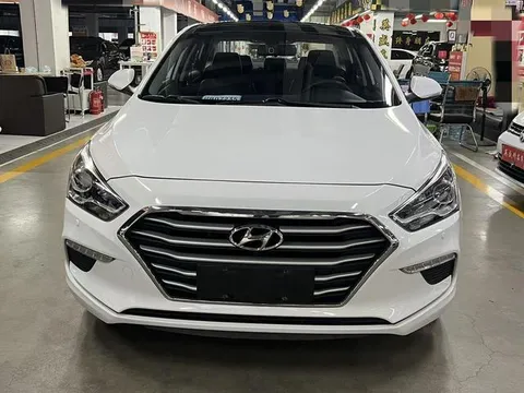 Hyundai Mistra