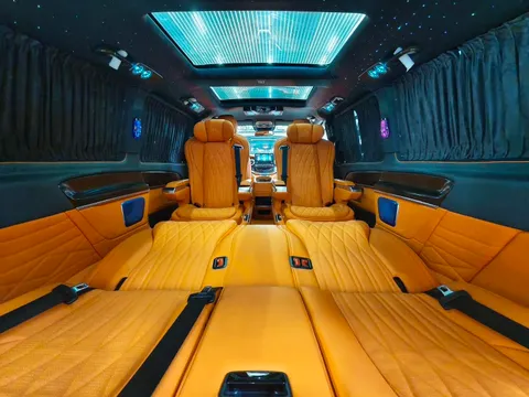 Mercedes-Benz V-Class