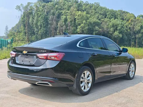 Chevrolet Malibu XL