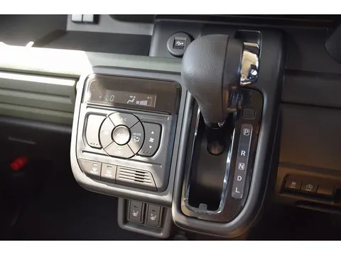 Suzuki Spacia Gear