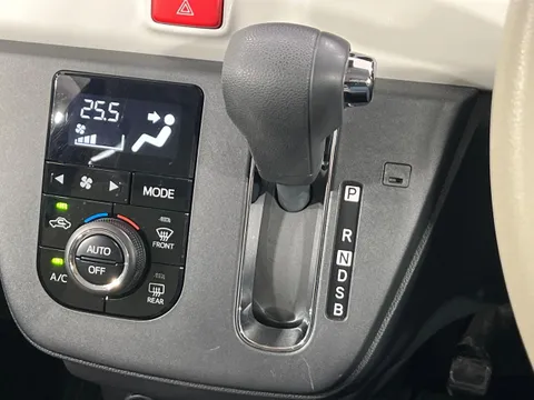 Daihatsu Mira Tocot