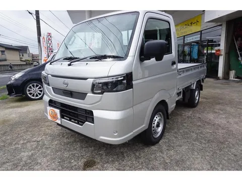 Nissan Clipper Truck