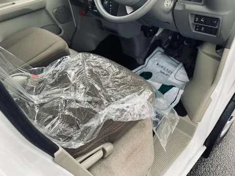 Nissan Clipper