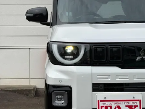 Mitsubishi Delica Mini