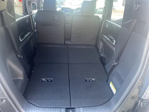 Honda N-BOX Slash
