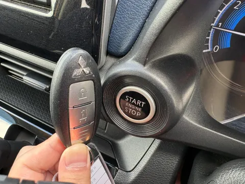 Mitsubishi eK X