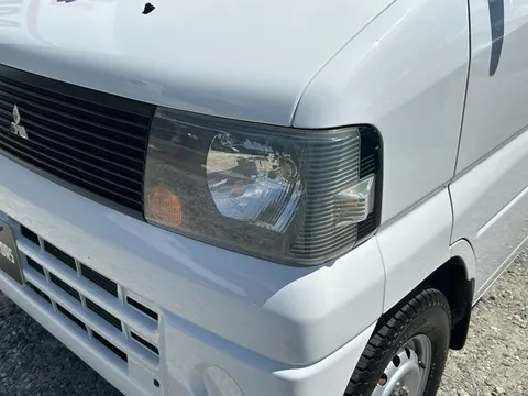Mitsubishi Minicab Truck