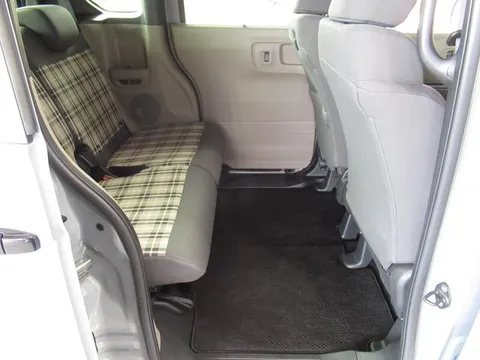 Honda N-BOX Joy