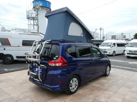 Honda Freed Plus