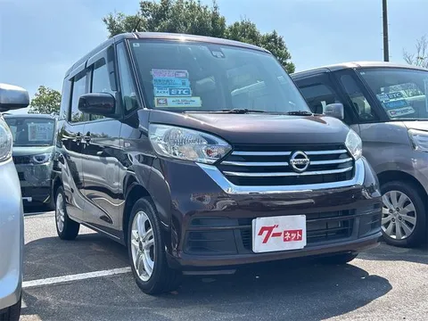 Nissan Dayz Roox